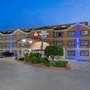 Best Western Plus Arlington North Hotel & Suites